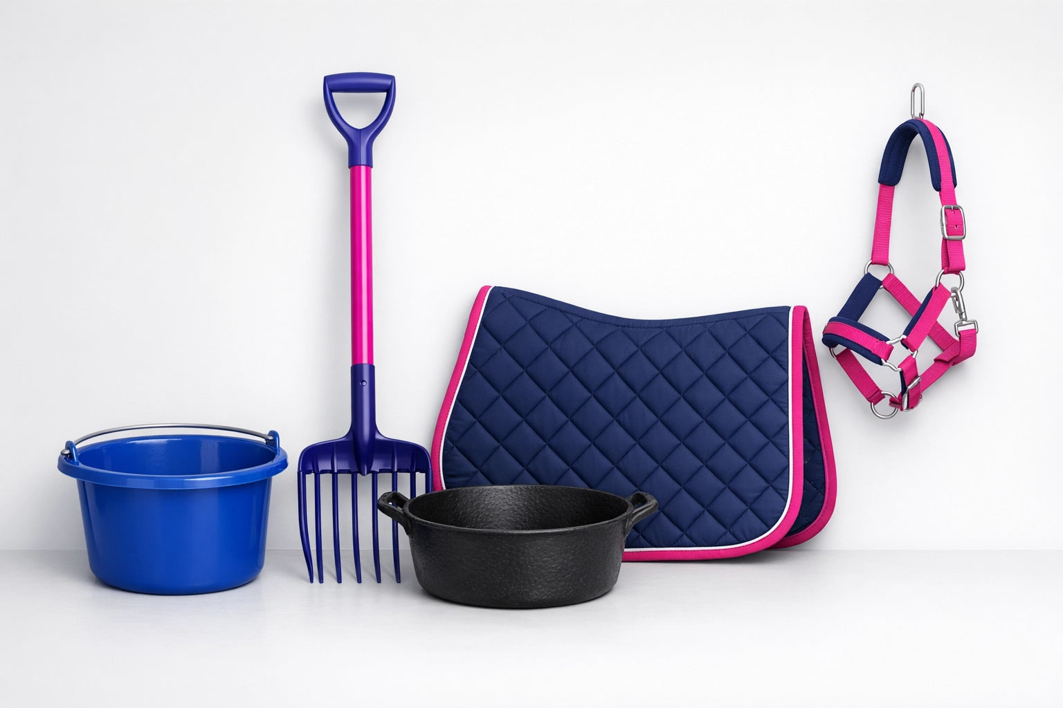 Attrezzature da scuderia per cavalli