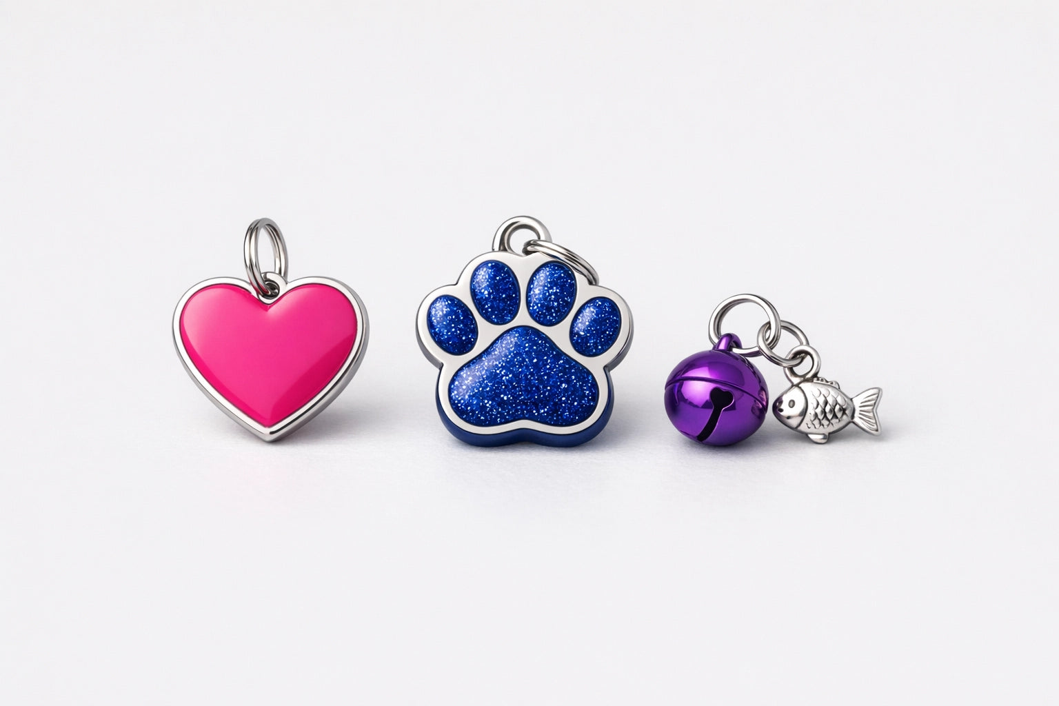 Medagliette e ciondoli per gatti