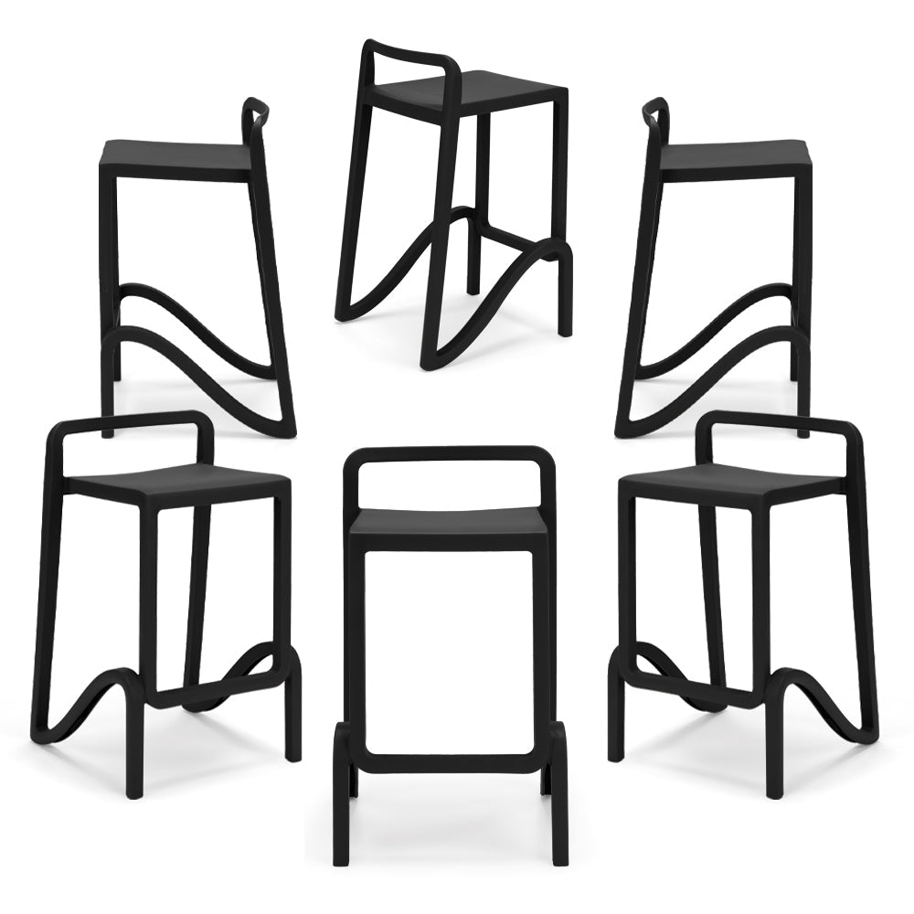 Set 6 sgabelli in polipropilene EOLO altezza seduta 75cm, impilabile, idrorepellente, resistente ai raggi UV, design moderno e innovativo, ideale per la cucina, la veranda o giardino colore Ghisa