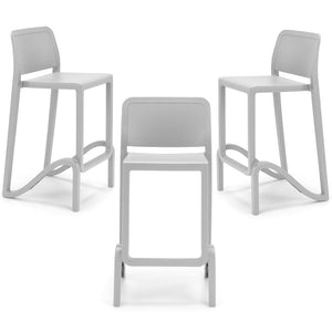 Set 3 sgabelli in polipropilene GIANO altezza seduta 65cm, impilabile, idrorepellente, resistente ai raggi UV, design moderno e innovativo, ideale per la cucina, la veranda o giardino colore Bianco