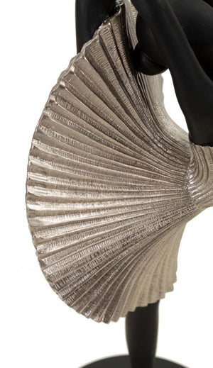 Statuetta di ballerina in resina argentata cm 14x14x42,5