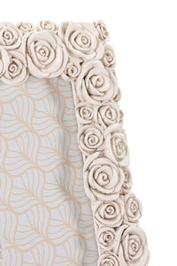 Cornice in resina beige con roselline cm 27x2,5x31,5