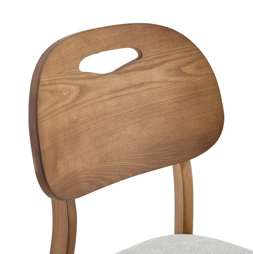 Set di 2 sedie da pranzo con schienale ovale e maniglia; legno; grigio