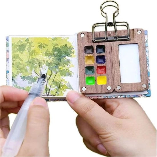 Palet in legno mini con 8 rami di 6cm x 6cm, libretto di schizzo aquarello mini e clip in ottone per aquarello e acrilico.