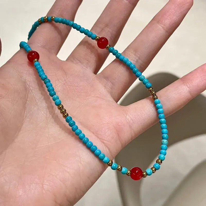Collana con perline di cristallo verde: gioiello in pietra naturale fatto a mano