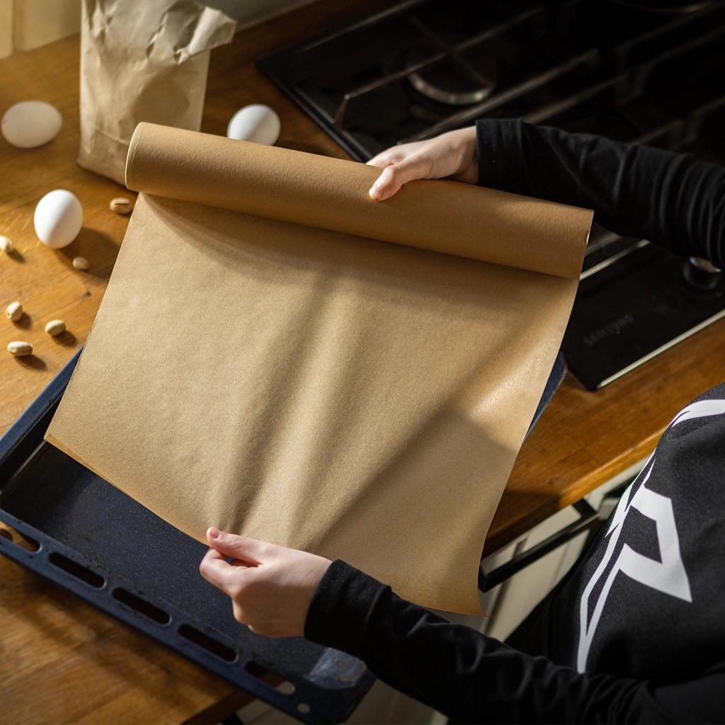 Carta da forno KADAX 50 m x 38 cm, marrone, rivestita in silicone su entrambi i lati, rotolo grande