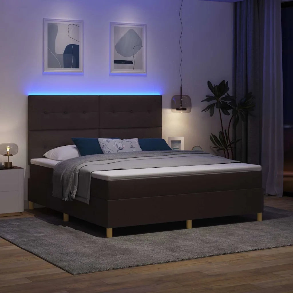 Letto a Sorgente LED Marrone Scuro 180 x 200 cm Tessuto 3343120