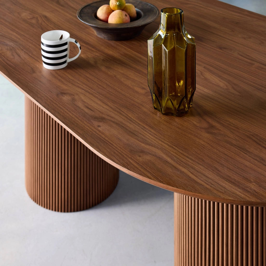 Tavolo da pranzo con effetto legno de 4-6 posti a sedere, 180cm, noce
