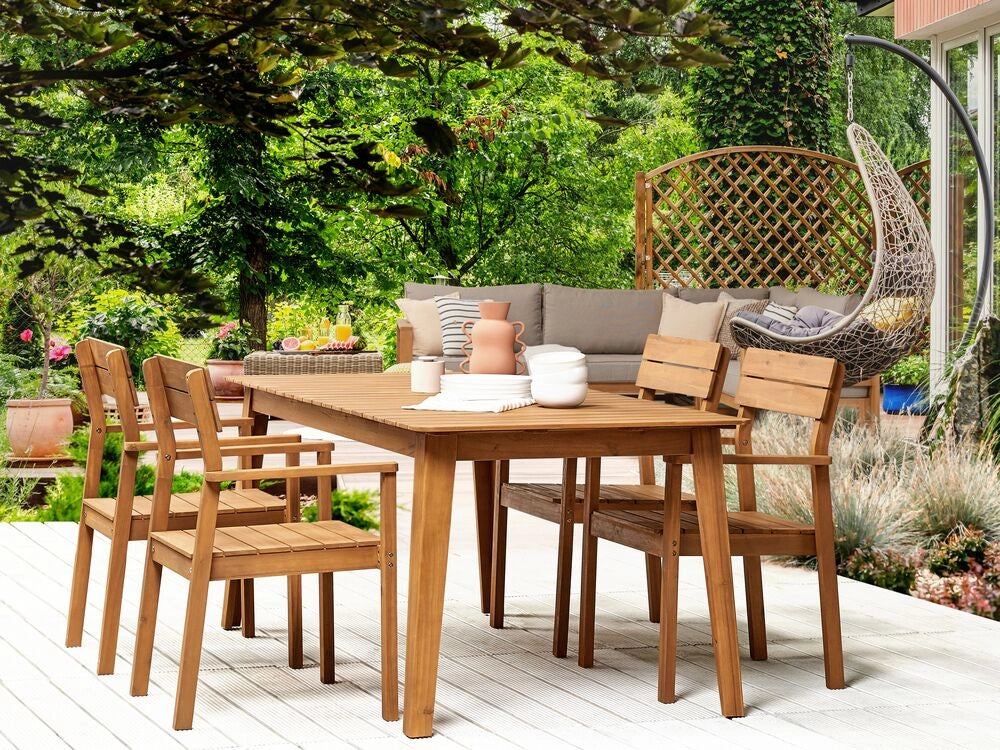 Set da pranzo da giardino Tavolo in legno di acacia chiaro 180 x 90 cm 4 sedie da esterno con braccioli stile rustico