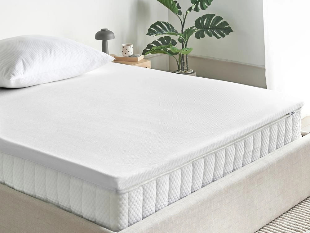 Coprimaterasso in schiuma bianca 160 x 200 cm morbido comfort