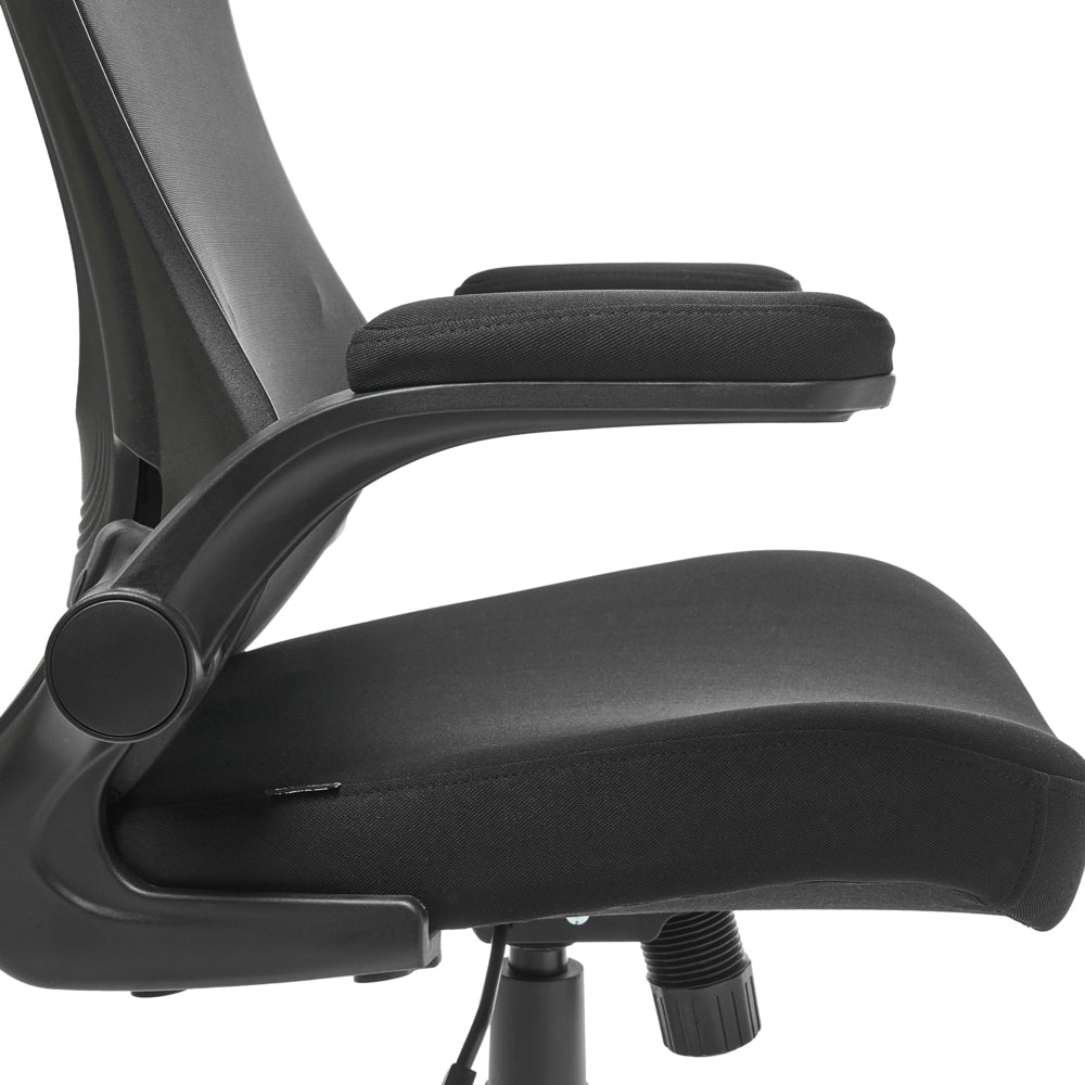 Sedia da ufficio professionale con rivestimento in mesh nero Poggiatesta e braccioli regolabili Sedile pneumatico Base girevole