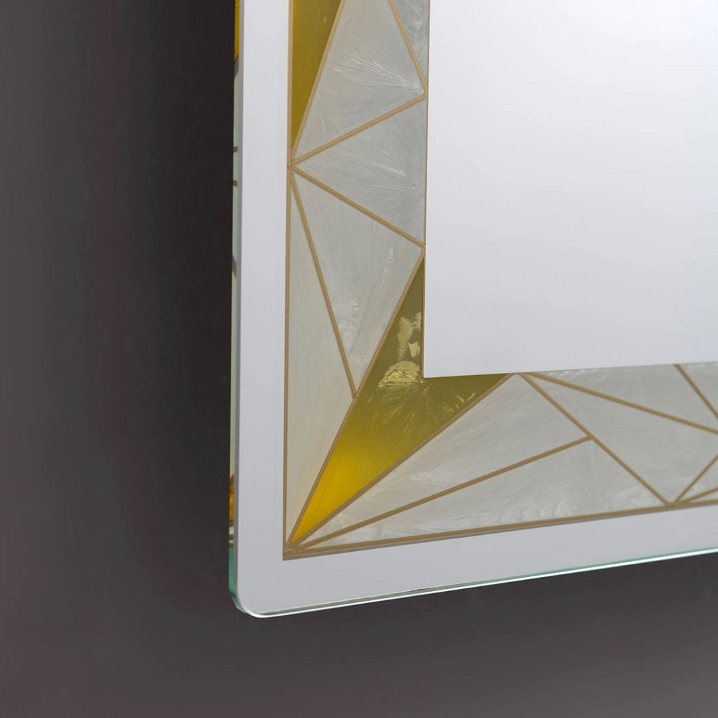Specchio 90x70 con inserti satinati e led
