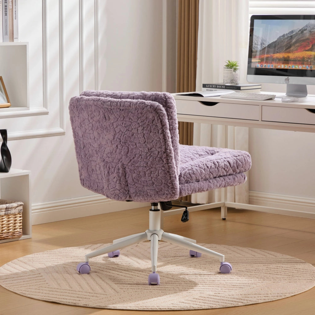 Chaise de bureau girevole con altezza regolabile e inclinazione, seduta ampia in pelliccia sintetica viola