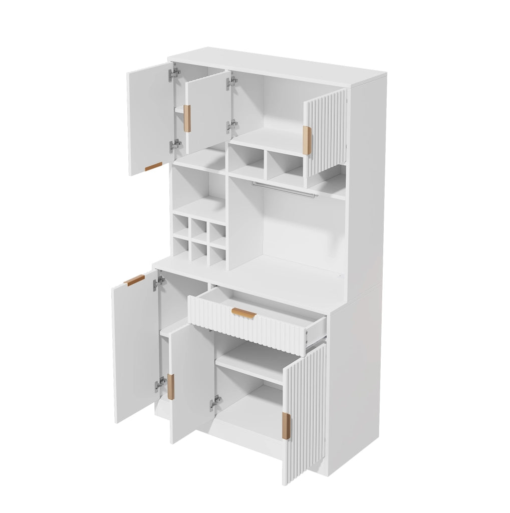 Credenza 100x40x175 cm con ripiani regolabili; prese integrate; portabicchieri e portabottiglie in pannello truciolare bianco