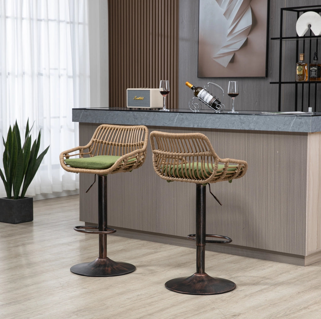 Set di 2 sgabelli da bar girevoli 360° regolabili in altezza; 49x48x89-109 cm; verde in lino