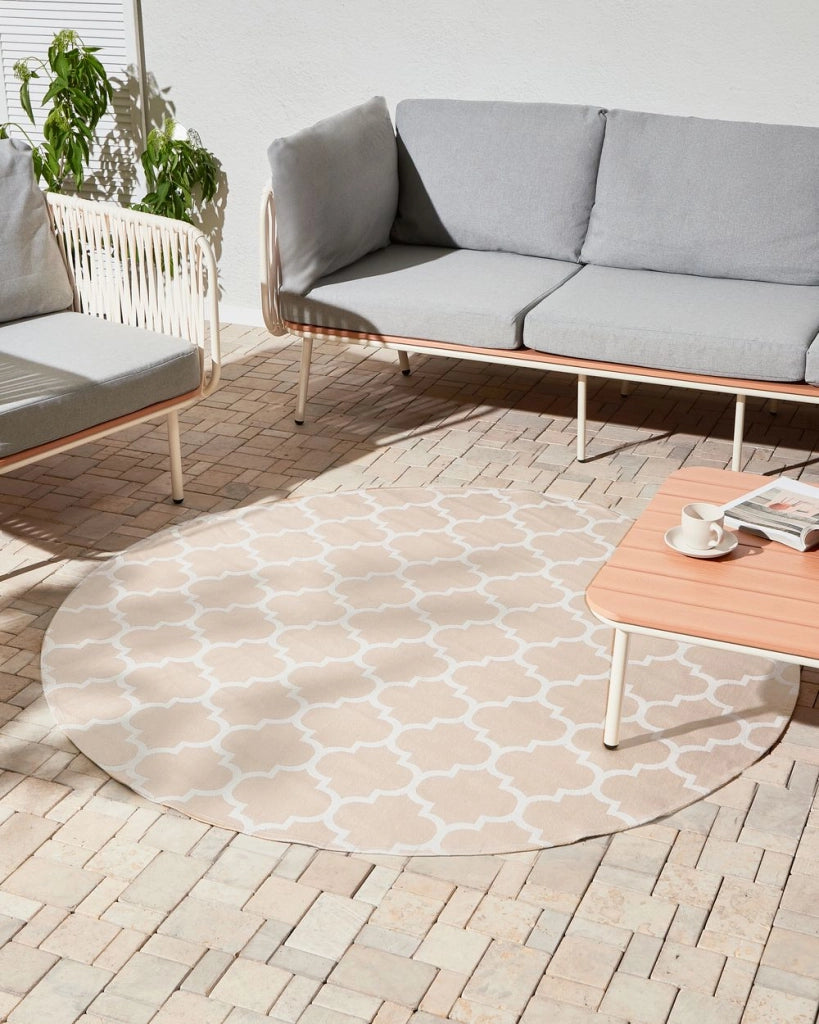 Tappeto rotondo per interni e per esterni con motivo a traliccio marocchino ⌀ 160 cm Beige e bianco moderno balcone patio