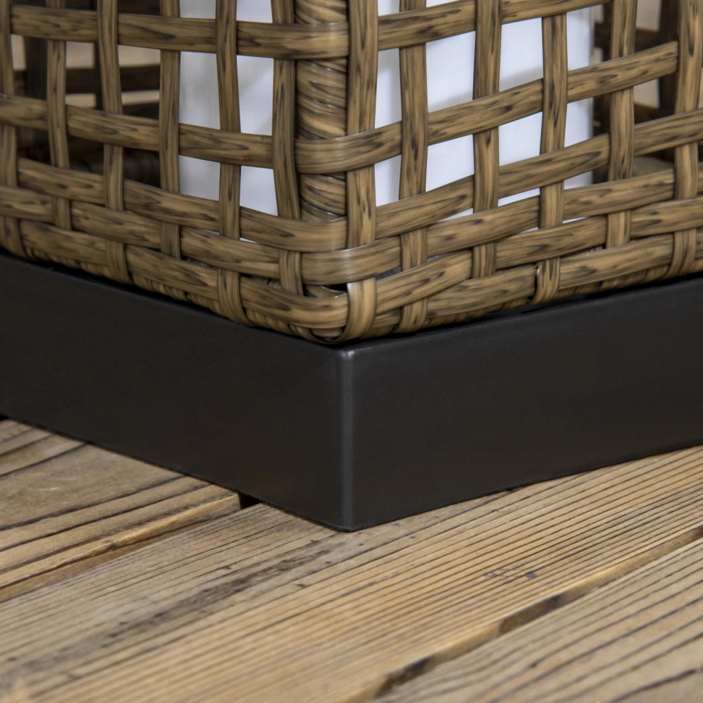 Lampada Da Esterno In Rattan Effetto Naturale 15,5 X 15,5 X 46 Cm Sabbia Per Giardino E Terrazza