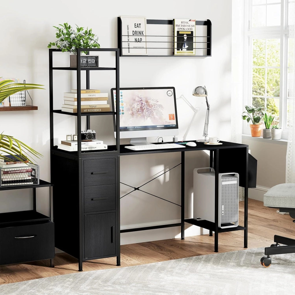 Scrivania con Libreria e Luci LED a Telecomando, Scrivania da Ufficio con Prese di Corrente, 2 Cassetti, 4 Ripiani e Anta, Scrivania per PC Salvaspazio con Tasca, 120 x 65 x 130 cm, Nero
