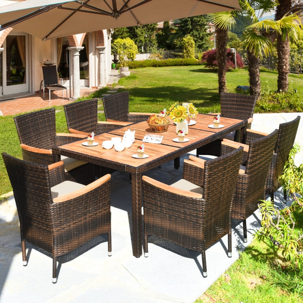 Set da pranzo in vimini con piano d'appoggio in acacia e cuscini rimovibili, Set di mobili per 8 persone Beige