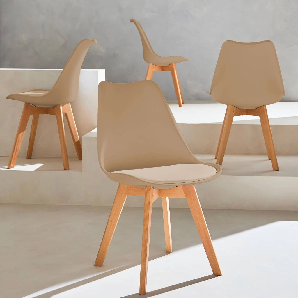 Set 4 sedie scandinave imbottite con gambe in legno , cappuccino