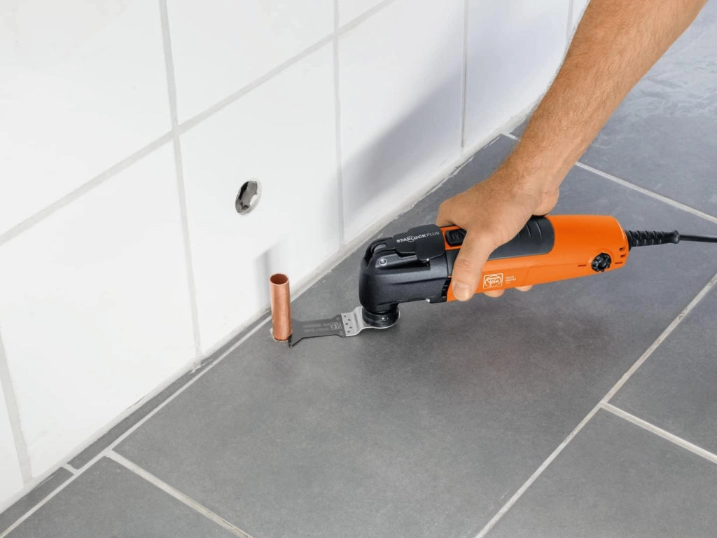 Multimaster MM 300 Plus Start, Utensile multifunzione con set accessori per taglio legno, metalli, cartongesso e plastica, Attacco portautensile StarlockPlus, Sistema serraggio rapido