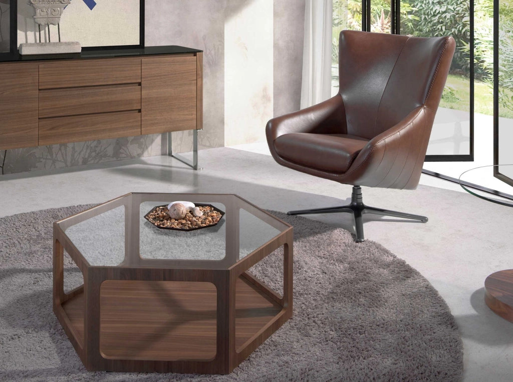 Poltrona girevole in pelle marrone cognac