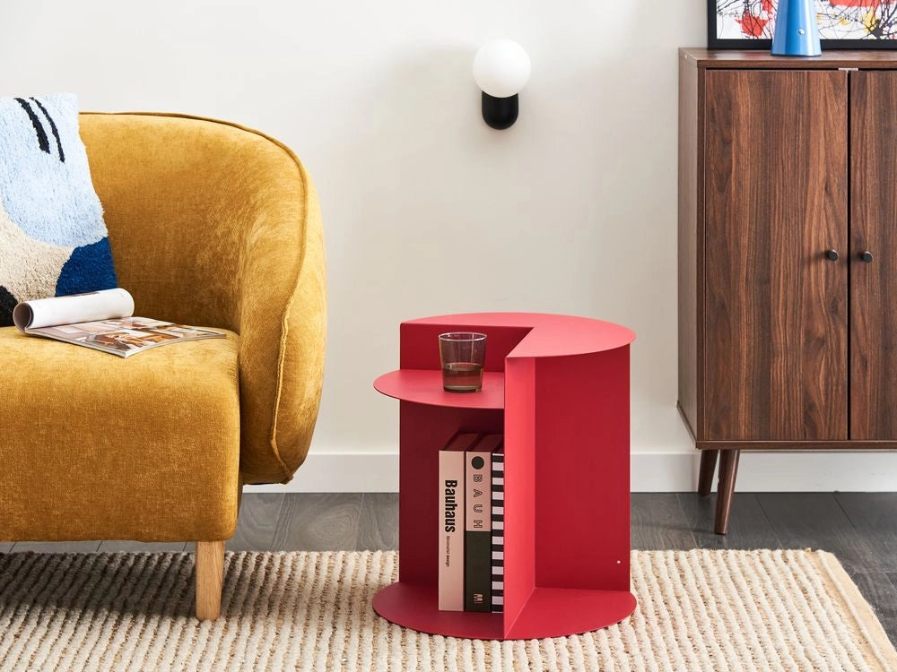 Tavolino basso rotondo in metallo rosso soggiorno elegante