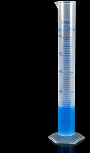 Cilindro di misura per plastica da 250 ml per uso in aromaterapia, biodiesel, preparazione birra e vino, laboratorio.