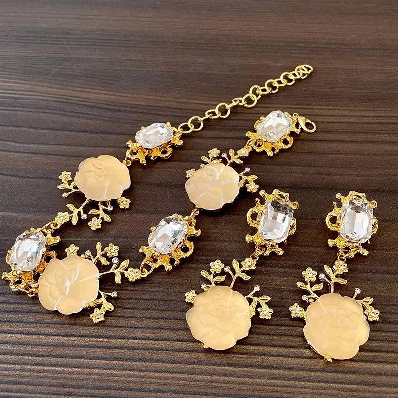 Collana vintage francese con rosa e diamanti, regalo di Natale o compleanno.
