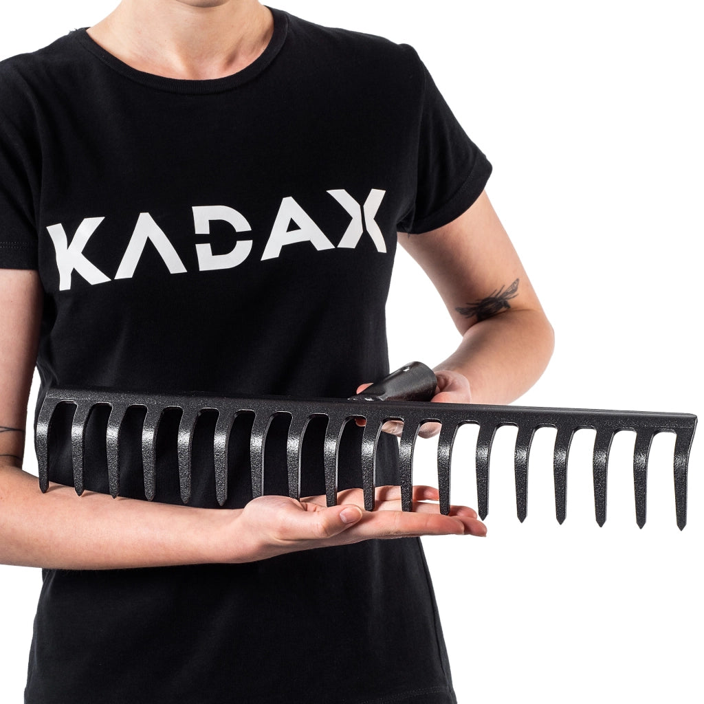 Rastrello per foglie in acciaio KADAX a 18 denti, senza manico, per terra ed erba.