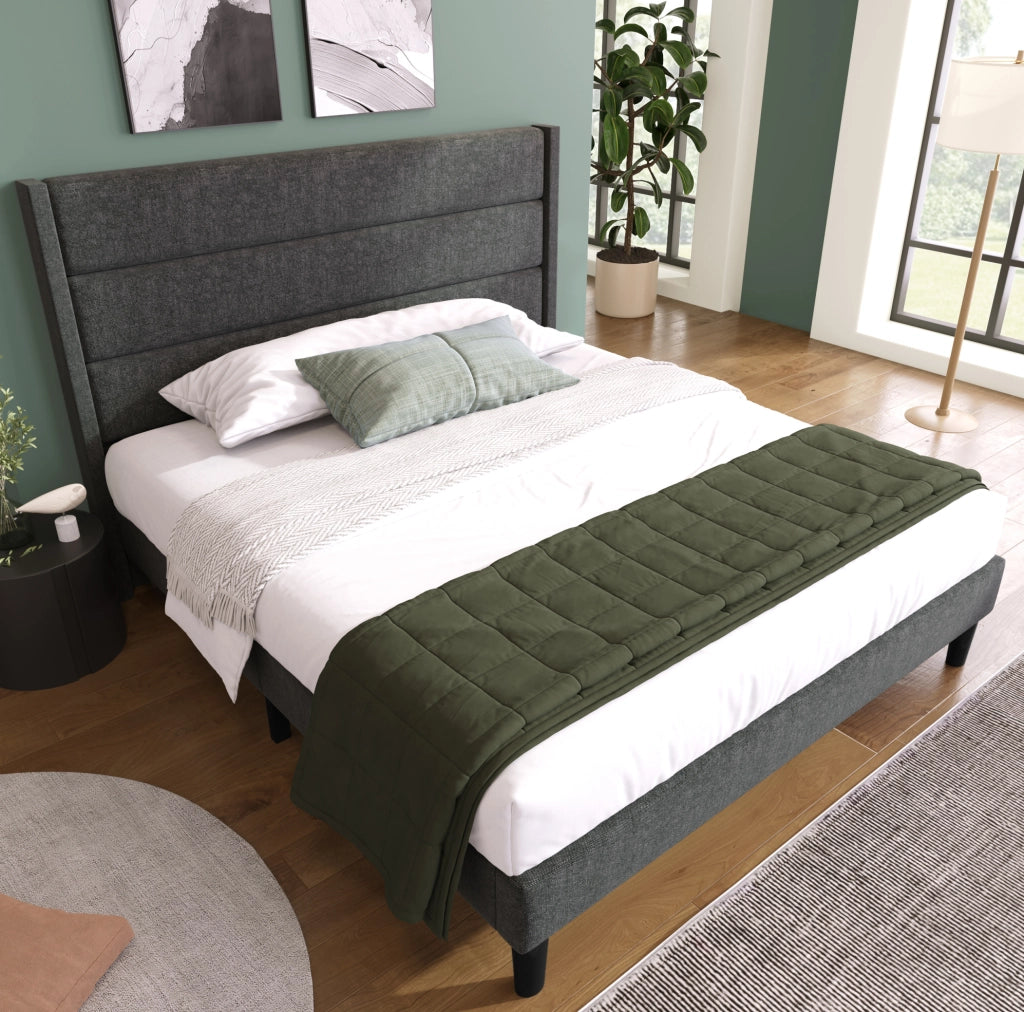 Letto imbottito 140x200 cm in tessuto effetto lino grigio con rete a doghe e testiera