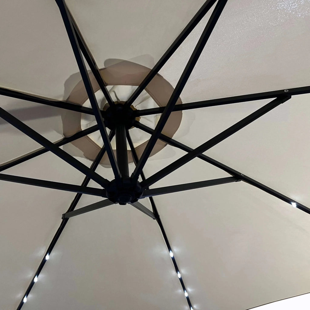 Ombrellone da giardino MILIN, beige con illuminazione a LED peso 12,7 kg dimensioni 300x300x245 cm