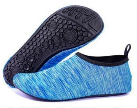 Scarpe per la spiaggia in gomma con suola spessa - misura M/(36-37) - altezza 21-22 cm - scarpe da bagno sottili e respiranti - scarpe da immersione - scarpe da tennis - scarpe da spiaggia e calze - per piedi nudi, yoga e calze amiche della pelle