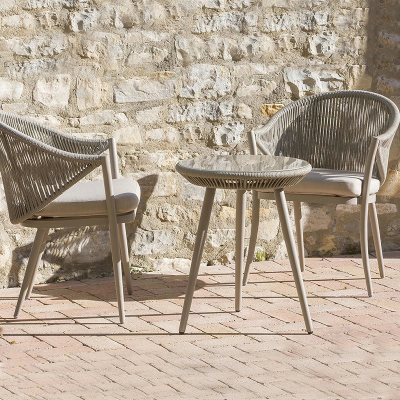 Salotto da giardino in alluminio MINOSSE - 2 poltrone e 1 tavolino - Salotto Da Giardino In Alluminio Minosse - 2 Poltrone E 1 Tavolino Struttura Colore Tortora, Cuscineria Colore Sabbia