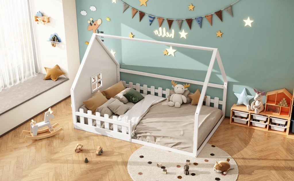 DESMIU Letto per bambini casetta 140 × 200 cm con sponda di sicurezza, senza materasso, in pino e MDF, bianco