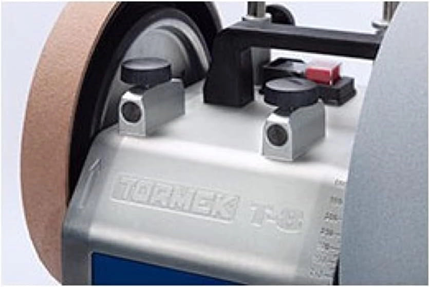 NIL00005 TORMEK T-8 con mola ad acqua, 200 W, Affina tutti i tuoi strumenti taglienti, supporto universale, regolazione, EzyLock, sollevamento a vite, manicotti di precisione