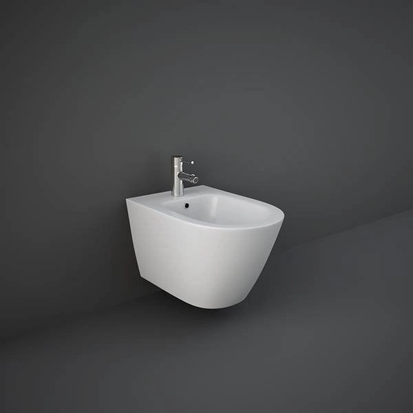Sanitari sospesi opaco FEELING Rak Ceramics: vaso, bidet, copriwater soft-close Bianco Opaco