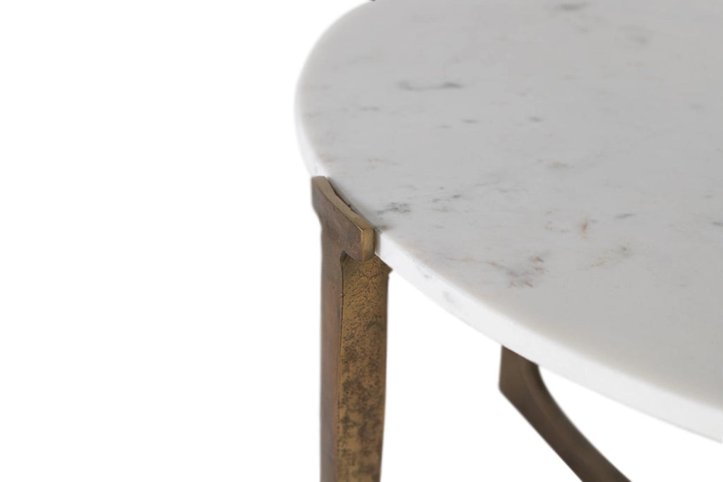 Tavolino con base in metallo e piano in marmo