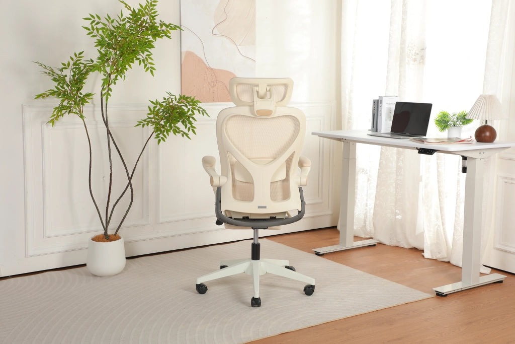 Sedia da ufficio ergonomica pieghevole in rete con poggiatesta regolabile e supporto lombare salvaspazio crema