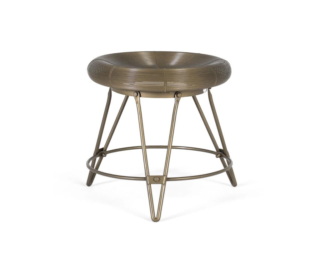Sgabello basso in metallo in stile industriale