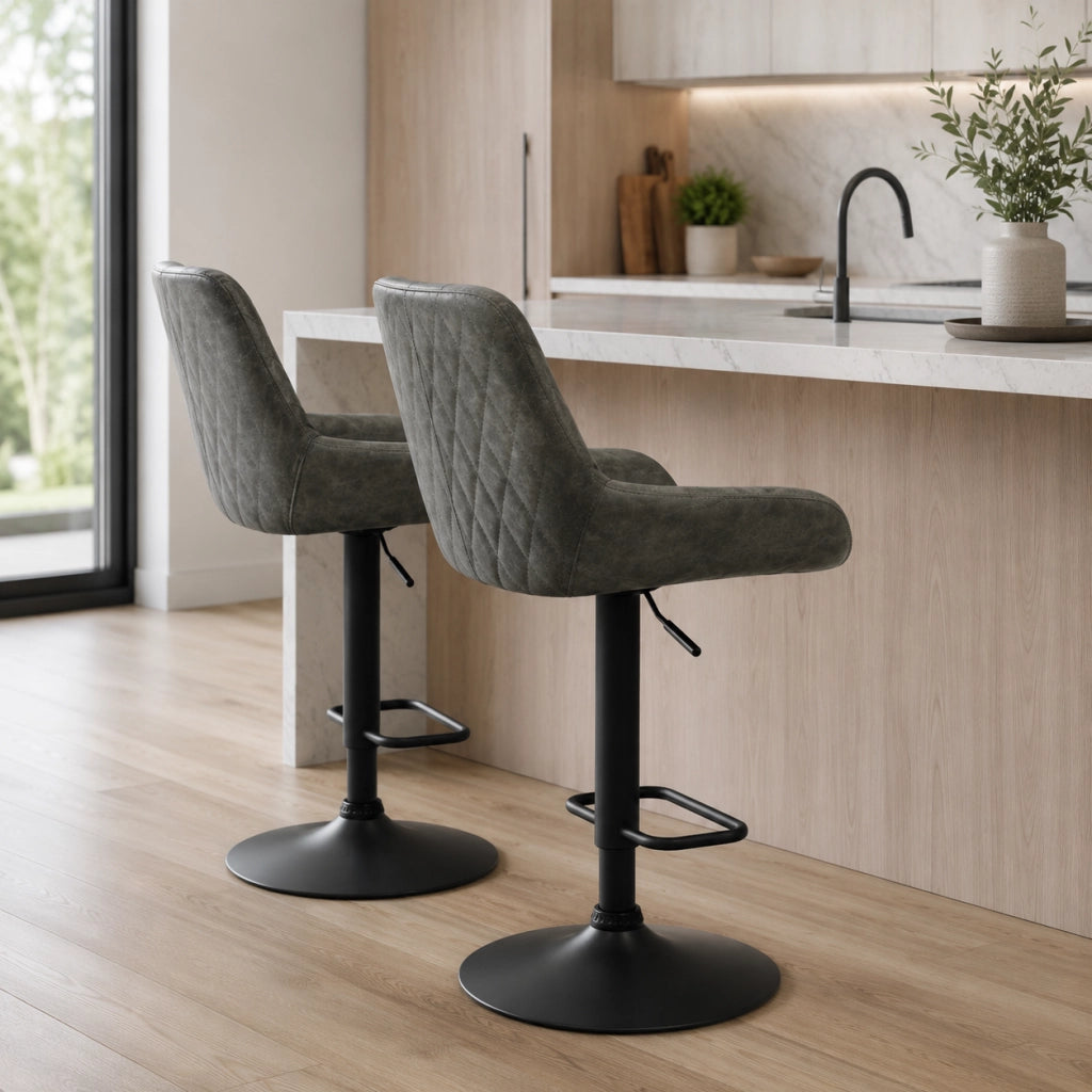 Set di 2 sgabelli da bar 51x59x97-117 cm regolabili in altezza con schienale in pelle grigio scuro