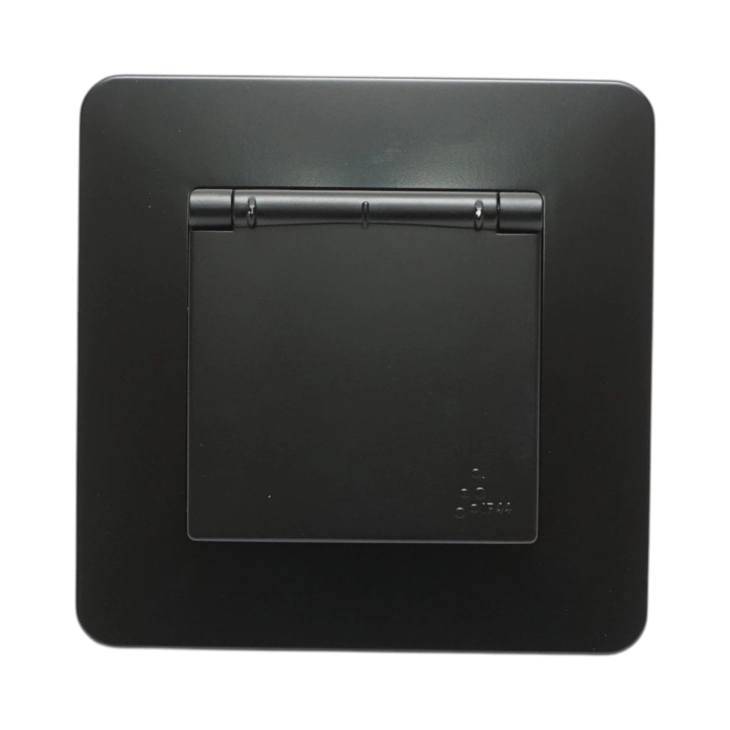 Presa schuko da incasso nera 220V, 16A, PC con coperchio protettivo IP44 80x80mm