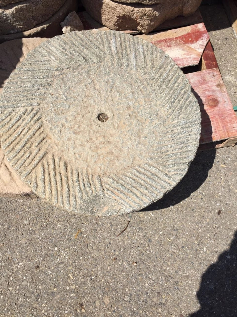Biscottini Elemento di macina in pietra, misure assortite Vecchia ruota passato Offerta