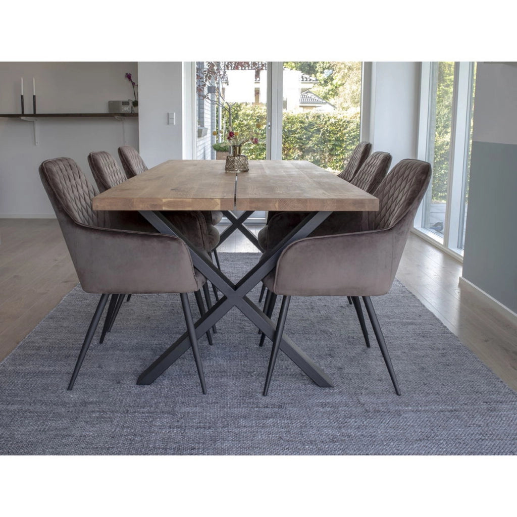 Set 2 sedie da pranzo Harbo in velluto color mushroom con gambe nere
