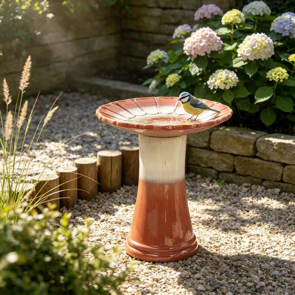 Fontana da giardino in ceramica fatta a mano con vasca ampia e base alta smaltata rosso ruggine 51 × 40 × 52 cm