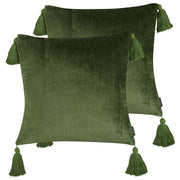 Set di 2 cuscini velluto decorativo verde con nappe quadrato 45 x 45 cm camera da letto soggiorno