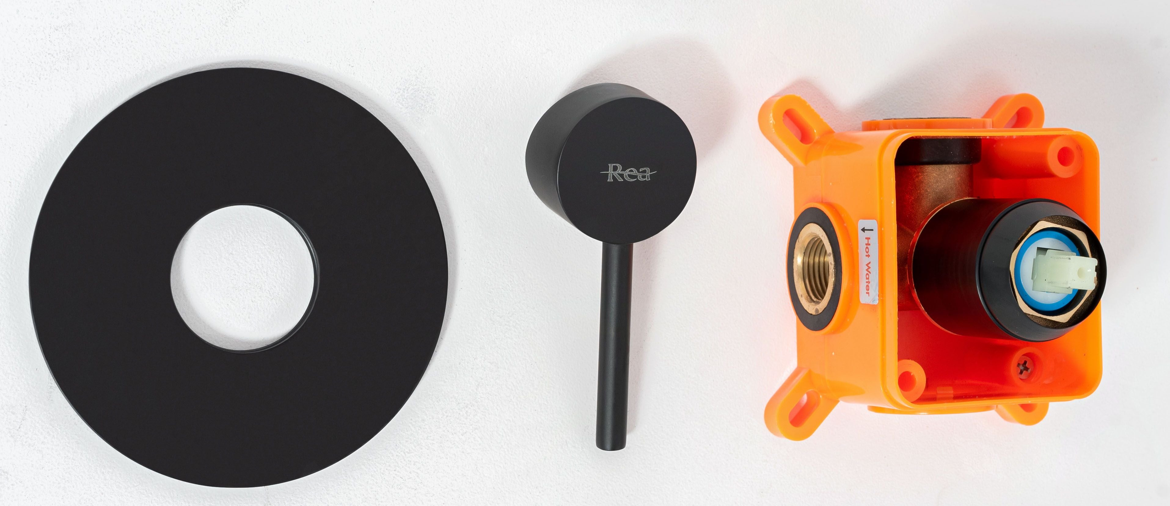 Set Doccia Rea Lugano Black + Box