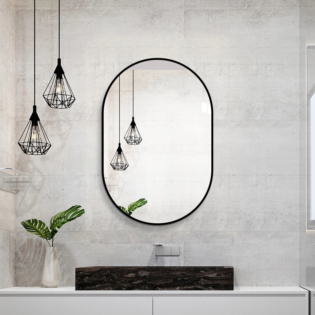 SPECCHIO AD ARCO CON CORNICE NERA IN ALLUMINIO