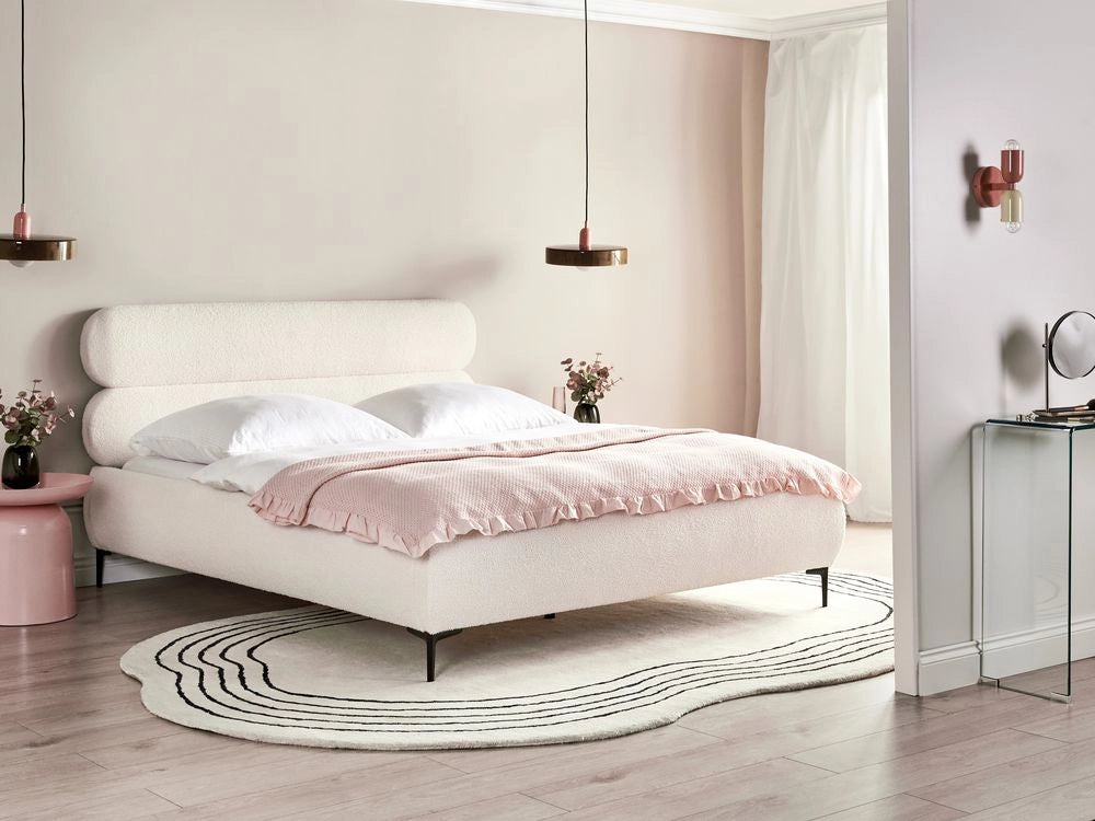 Letto con rete bouclé bianco panna 160 x 200 cm testata gambe in metallo nero camera da letto classica minimalista