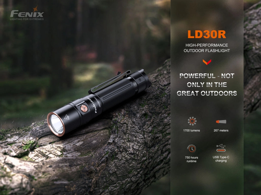 Torcia LED ricaricabile FENIX LD30R 1700 lumen 257 metri